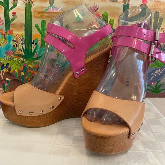 Chinese Laundry, Jungle Gym, Leather Platform Wedge Sandals, Pink/Tan, W Size 7 - Picture 2 of 16